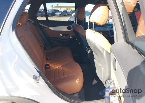 2019 Mercedes-Benz Glc 300 from USA, damaged, VIN WDC0G4JB3KV181744